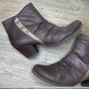 ๐ฃBARETRAPS Riviera Booties in Two Tone